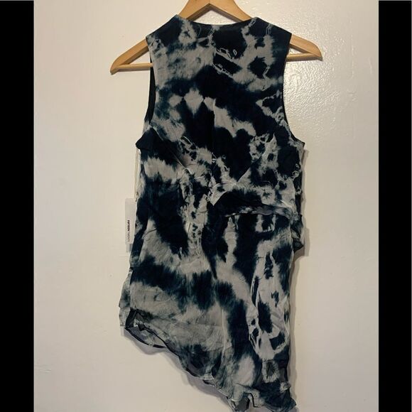 Fifteenth twenty drape asymmetrical top size XS and S, NWT - Picture 6 of 9